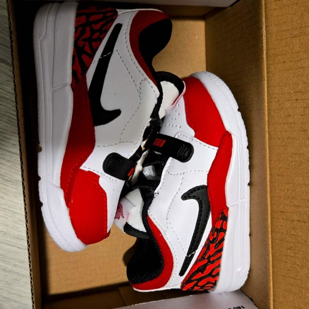 Baby jordan red white and black